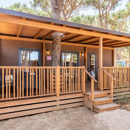פארק נופש Club Del Sole Family Collection 3*
